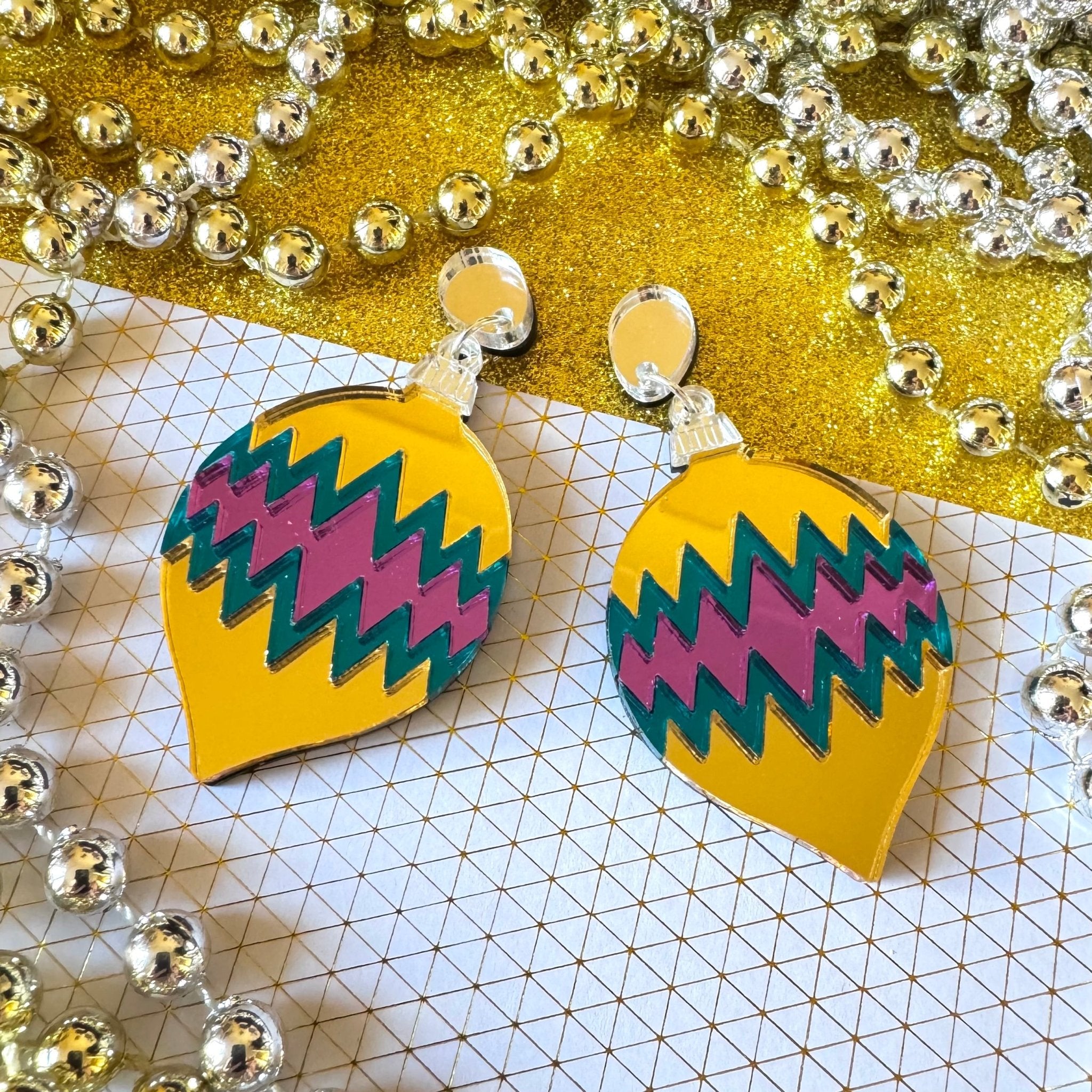 Christmas Bauble Earrings - Foxx & Ginger