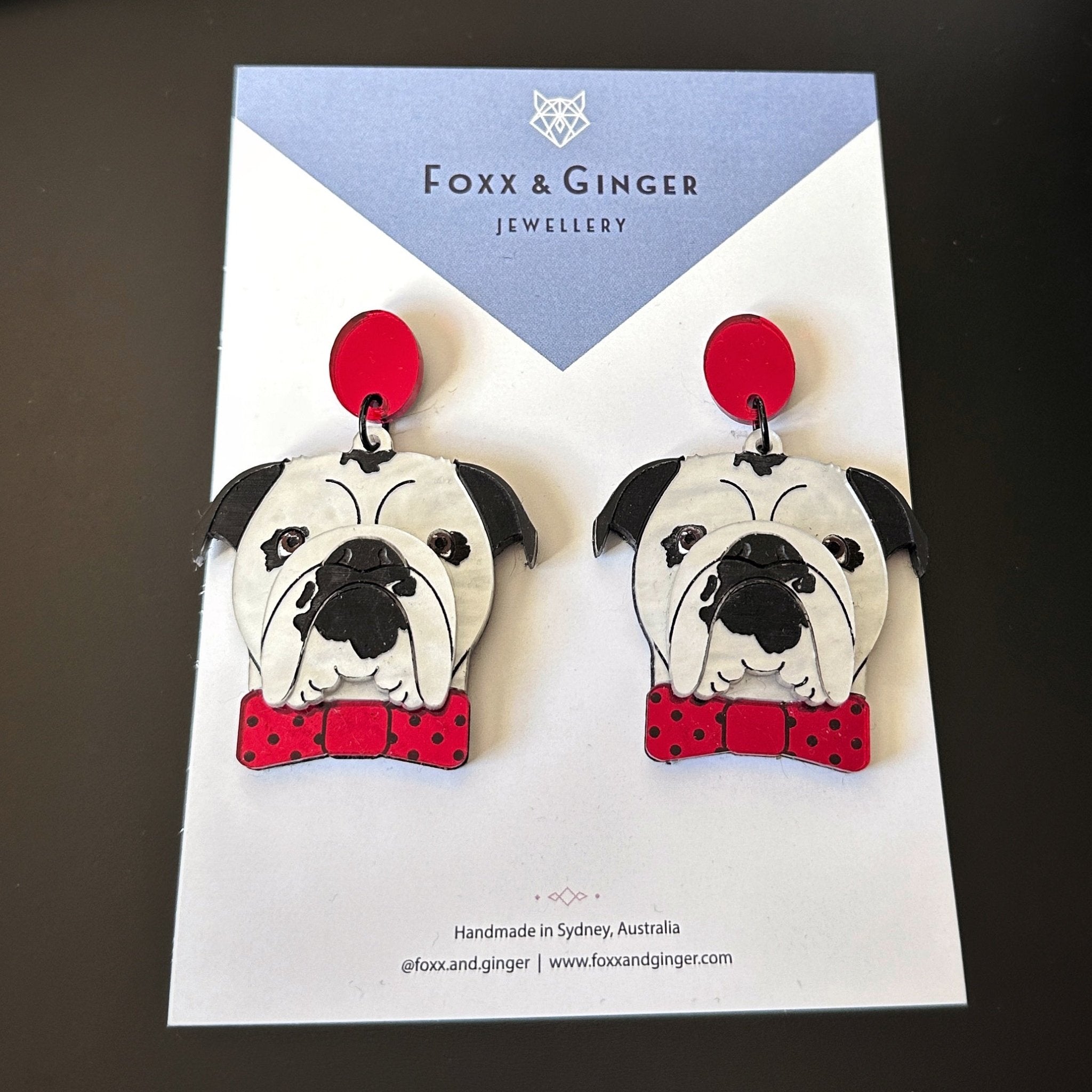 Edna the Bulldog - Foxx & Ginger